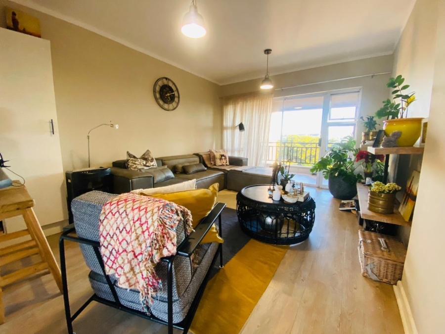 To Let 2 Bedroom Property for Rent in Royal Ascot Western Cape